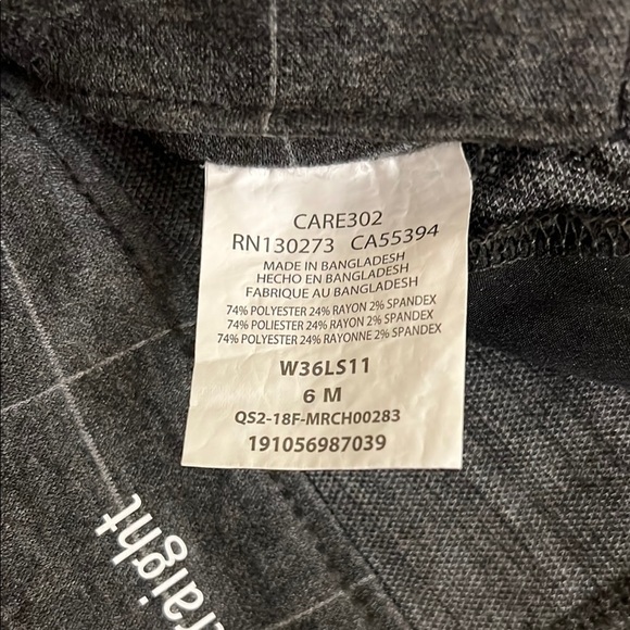 Women’s Riders by Lee Gray Plaid Pants - Picture 4 of 7